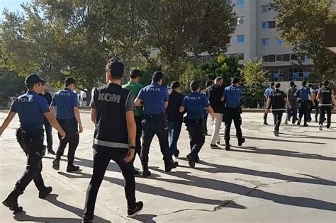 G­a­z­i­a­n­t­e­p­ ­m­e­r­k­e­z­l­i­ ­F­E­T­Ö­ ­o­p­e­r­a­s­y­o­n­u­:­ ­4­ ­t­u­t­u­k­l­a­m­a­
